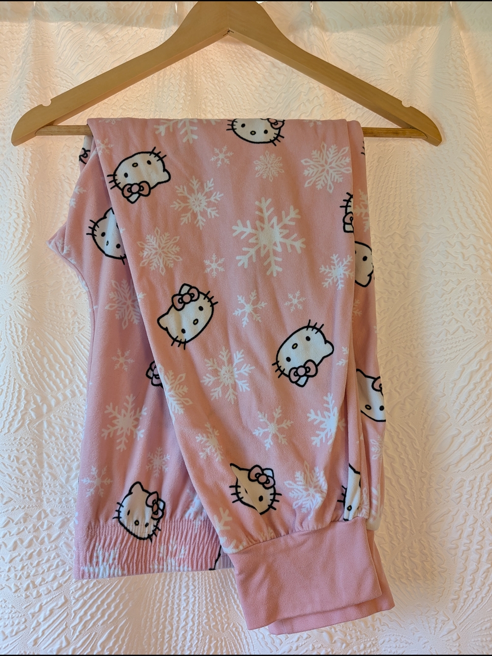 Sanrio Pink Hello Kitty Snowflake Pajama Bottoms